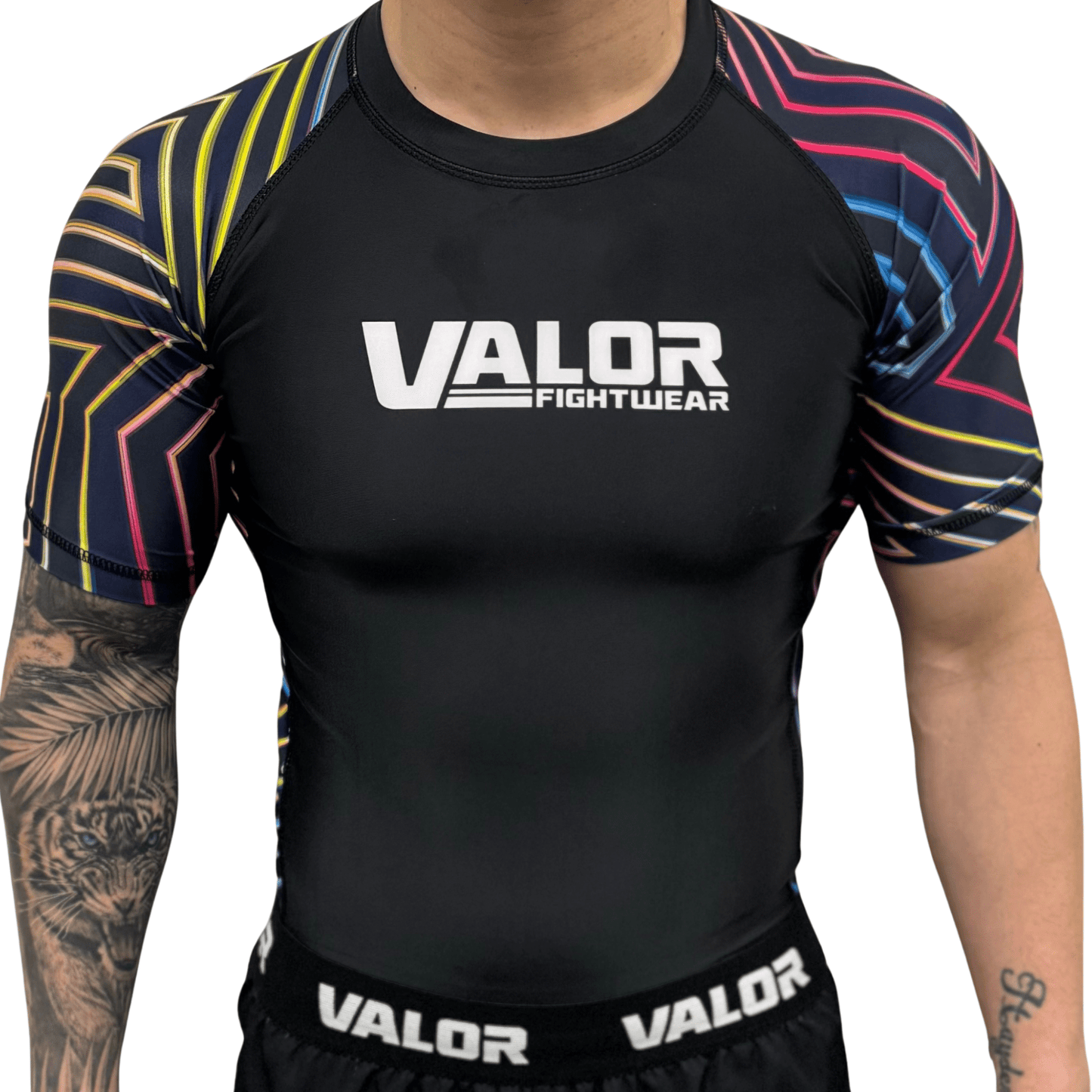 Geometric Design No Gi BJJ/MMA Rash Guard - Neon/Black - Valor Fightwear