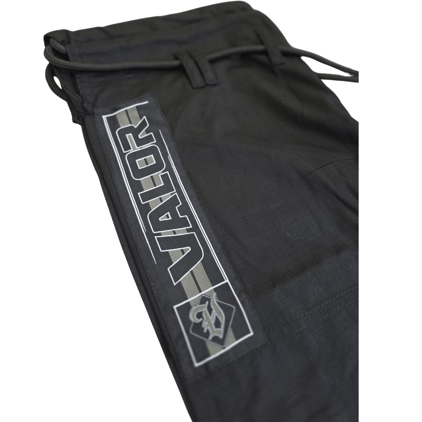Valor Bravura BJJ Gi – IBJJF Legal Beginner Gi | Free White Belt
